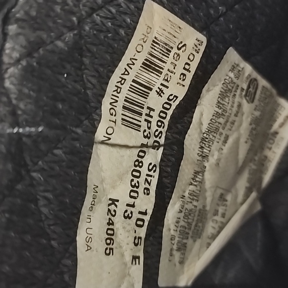 Boots - Picture 7 of 8